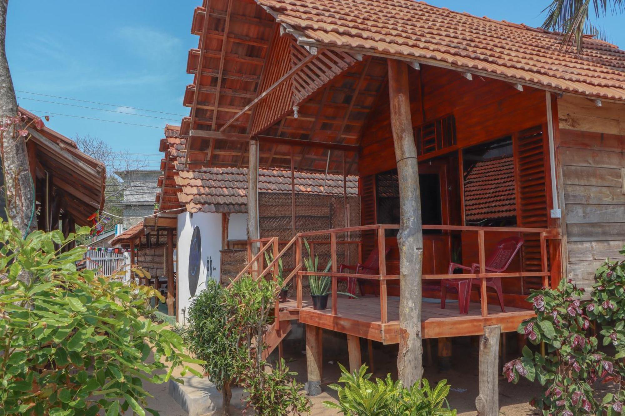 Ferienwohnung Benzai Surf Arugam Bay Exterior foto